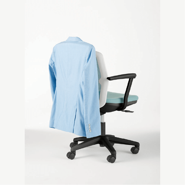 ANYZA UCHIDA CHAIR